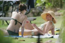 180097 Thumbnail of: Drew Barrymore and Cameron Diaz smoke a joint together in Hawaii, Feb 23, 2008.jpg